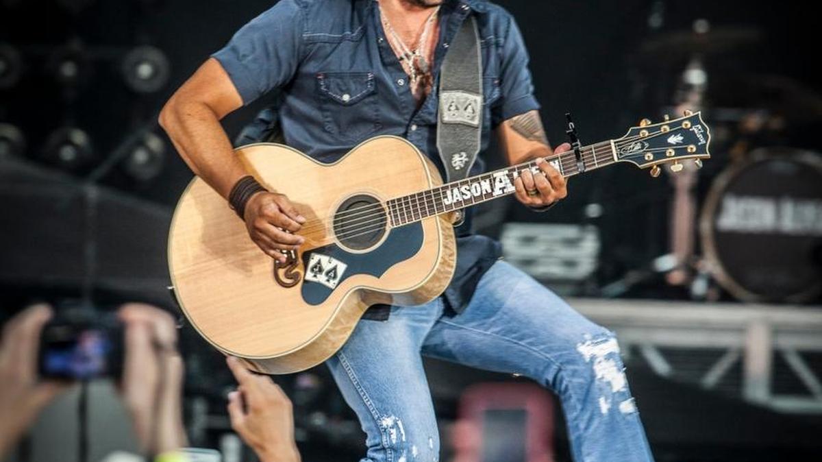Country star Jason Aldean will return to the Gulf Coast in October.