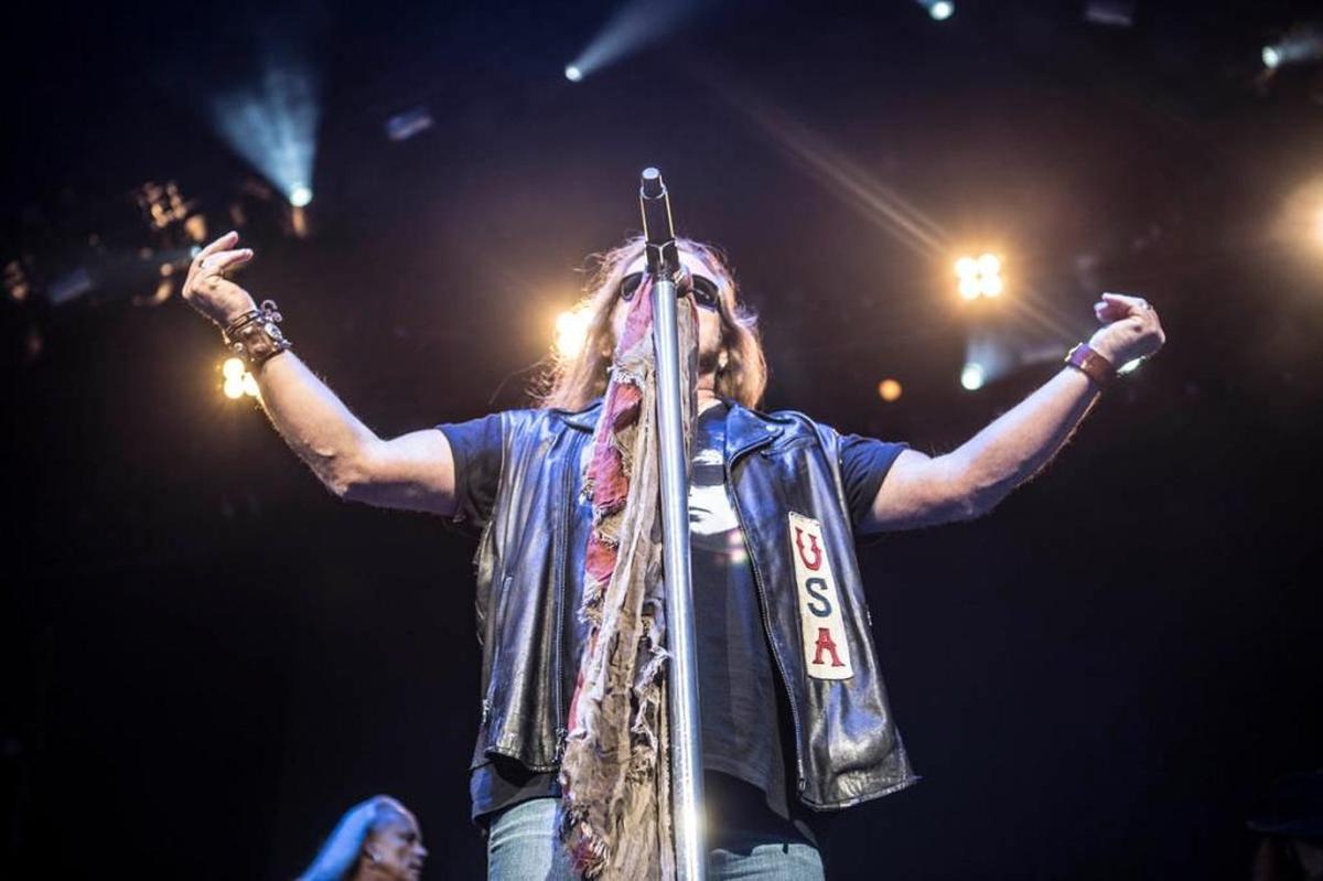 Southern rock favorites Lynyrd Skynyrd returns to this Coast with a show at the Coast Coliseum.