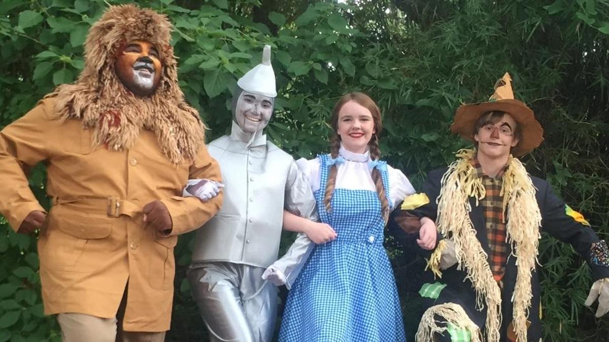 Lynn Meadows ‘Wizard of Oz’ cast members Brandon Spann, left, Christina Larson, Ceci Hammons and Peyton Glydewell.