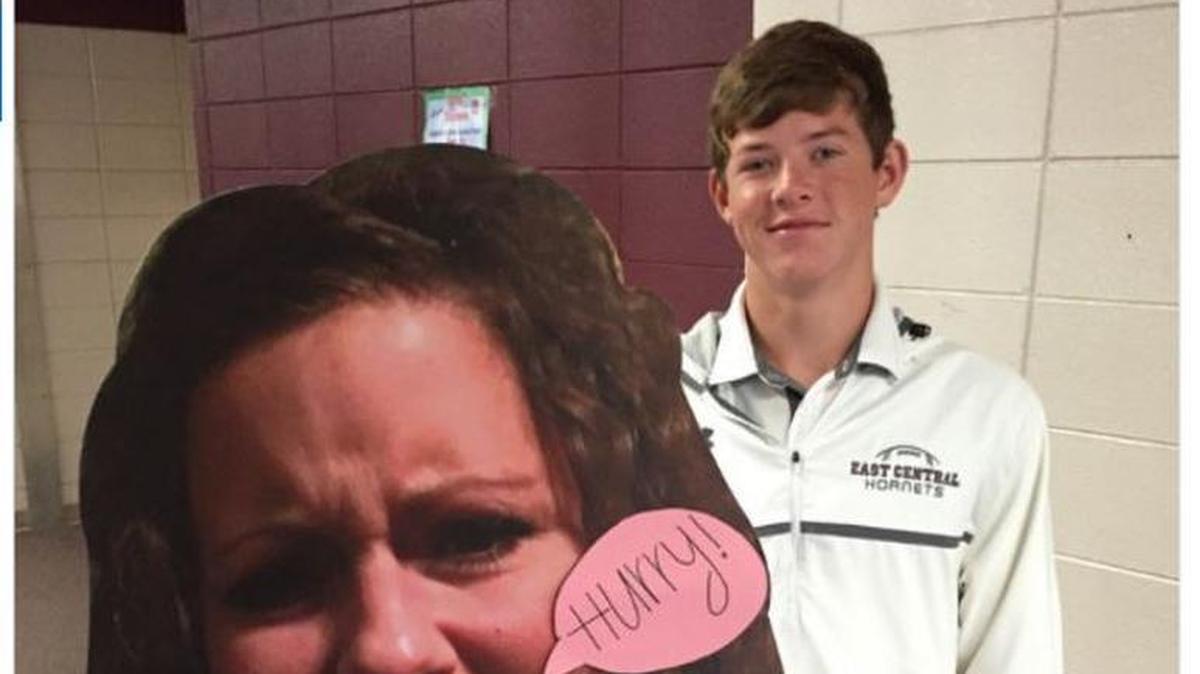 Ronnie Rowell, assistant principal at East Central High, tweeted this photo of Mrs. Bishop’s hall pass. The tweet made a BuzzFeed list.