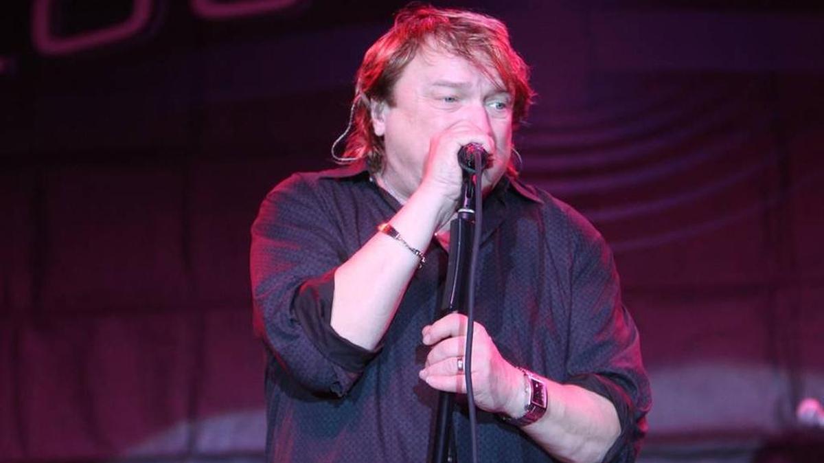 Lou Gramm performs at Golden Nugget Casino Biloxi on Friday, Feb. 12, 2016.