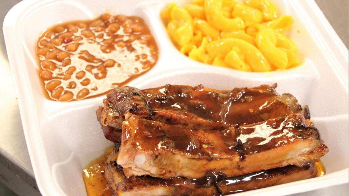 The rib plate at McInnis’s 12 Bone BBQ in North Gulfport.