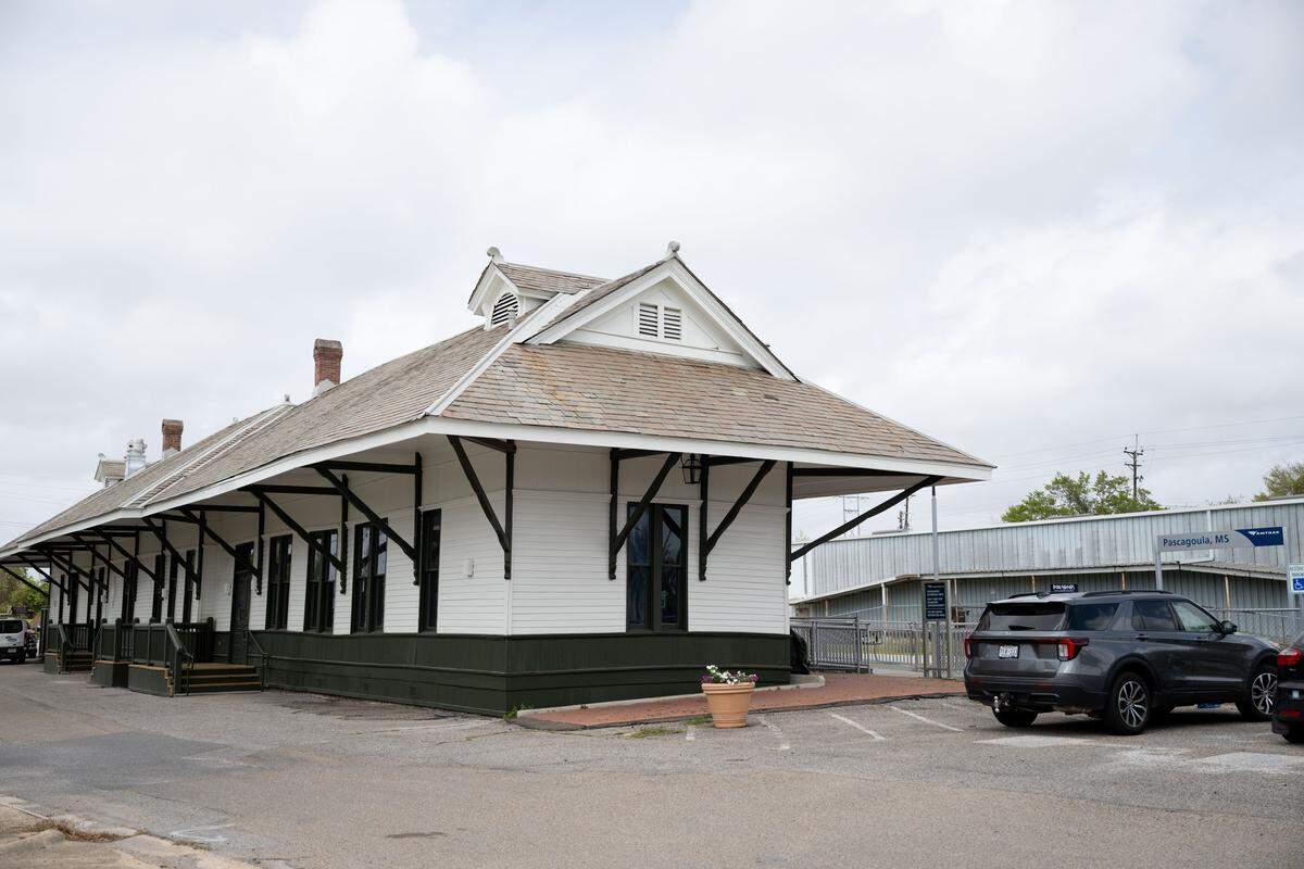 Pascagoula Depot was restored and will open as Chandeleur Depot Brewpub at the Pascagoula Amtrak Station.