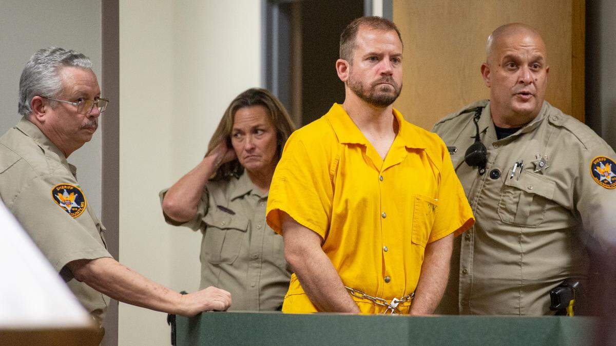 James Hawkins, a former Ocean Springs physics teacher, appears in Jackson County Circuit Court in Pascagoula on Friday, Dec. 1, 2023. Hawkins was charged with one count of sexual battery after allegedly having a relationship with a student.