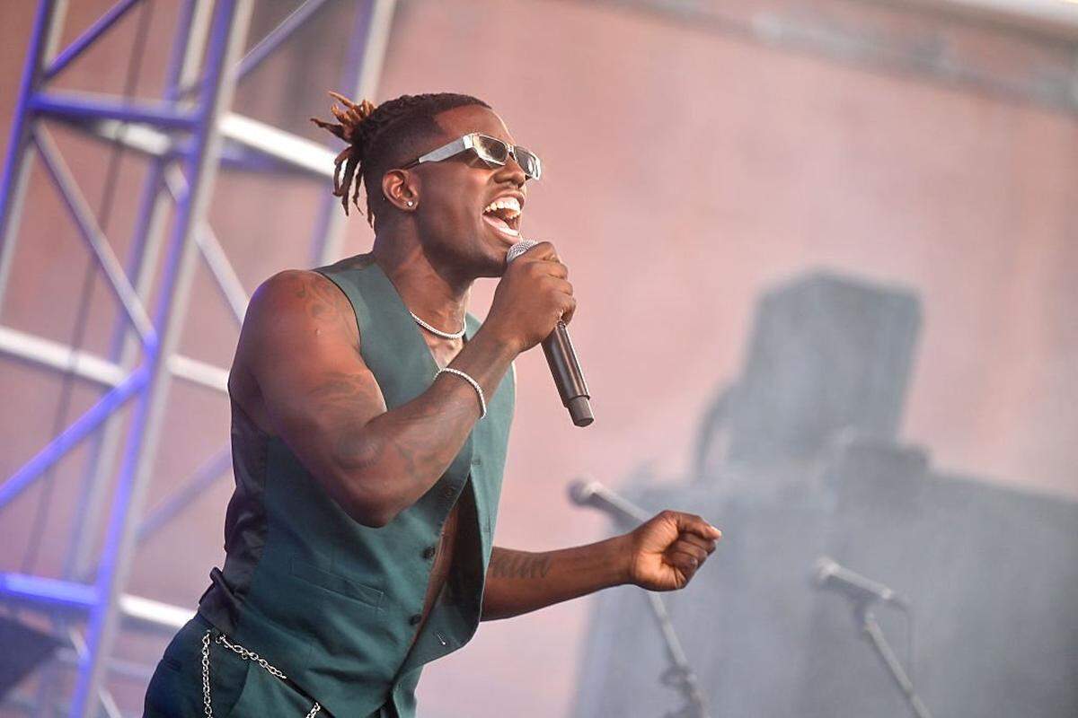 Jamal Roberts performs at the Your American Idols Live In Concert on June 4, 2025, in Nashville, Tennessee.