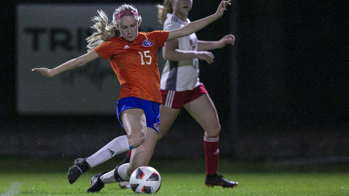 Gulfport’s Addie Eddins kicks the ball during a game against Biloxi at Herbert Wilson Recreation Center in Gulfport on Tuesday, Dec. 14, 2021.