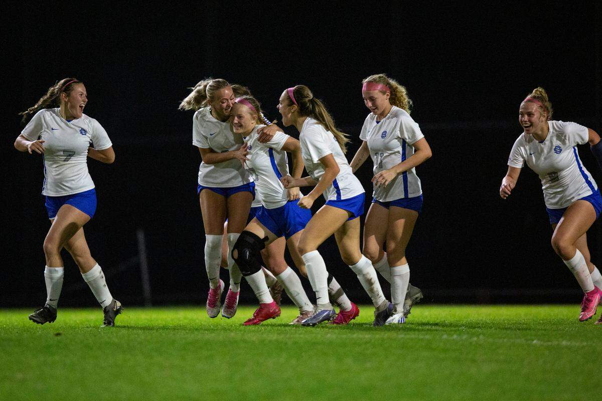 Ocean Springs’ celebrates after Jaylen Bodry’s goal in the second half of the 6A South State Championship game in Gulfport on Tuesday, Jan. 31, 2023.