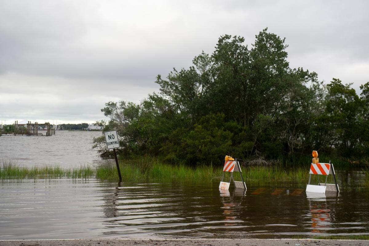 Flooding along Race Track Road in D’Iberville after Hurricane Francine on Thursday, Sept. 12, 2024