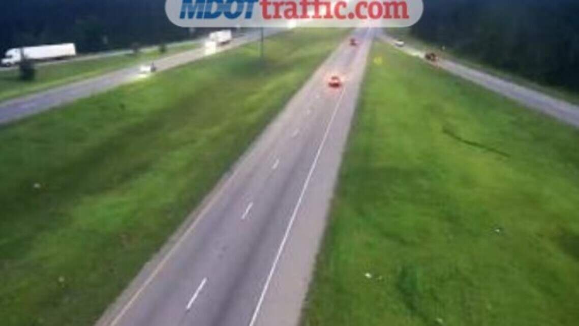 One killed in early morning crash on I-10 in South Mississippi, MHP reports