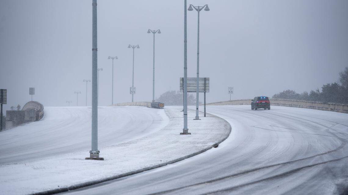 After thousands of outages, nearly all power restored on MS Coast after rare winter storm