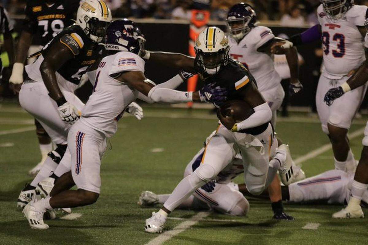 Southern Miss quarterback Ty Keyes threw for 192 yards and three scores in Southern Miss’ 64-10 win over Northwestern State in Hattiesburg on Sept. 17, 2022.