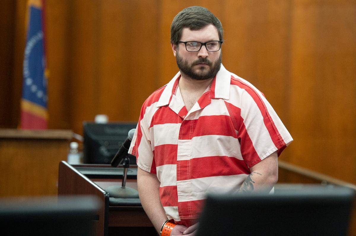 John Ross McElhenney walks away from the stand after pleading guilty to sexual battery and child exploitation in Harrison County Circuit Court in Biloxi on Tuesday, Aug. 1, 2023.