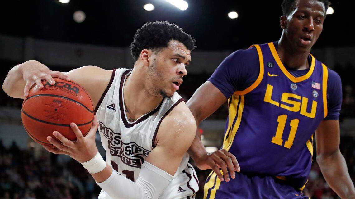 Kentucky is headed to Mississippi State Saturday. Here’s what Vegas thinks of the game.