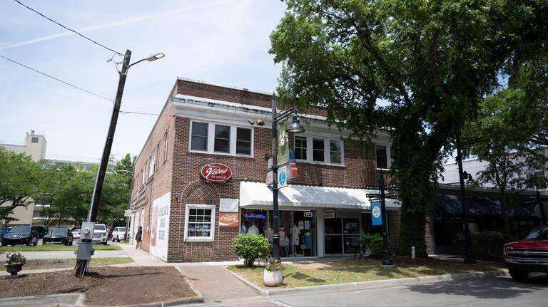 Beloved Lovelace Oak is gone, but not forgotten, in Ocean Springs
