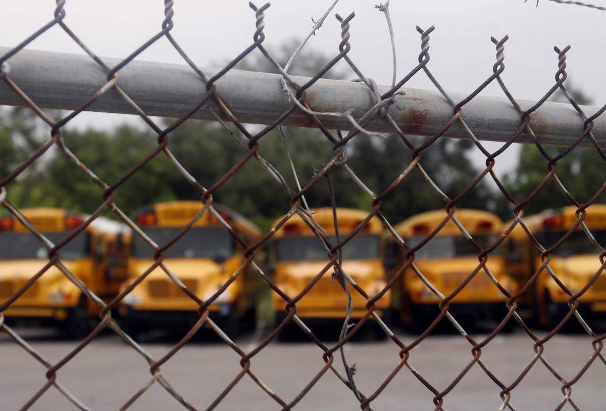 Durham Public Schools encouraged parents to take their own children the week of January 17, 2024, after paycheck issues threw bus schedules into chaos.