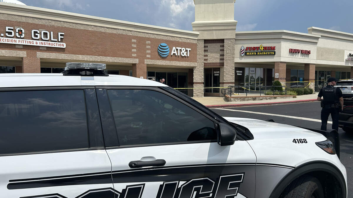 Update: Coroner confirms 2 killed in shooting at Crossroads Mall in Gulfport