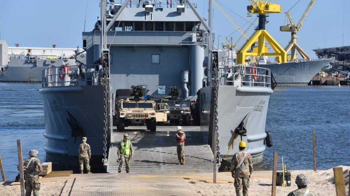 Soldiers unload equipment at the Port of Pascagoula. A Mississippi man has filed a lawsuit related to an accident at the port.