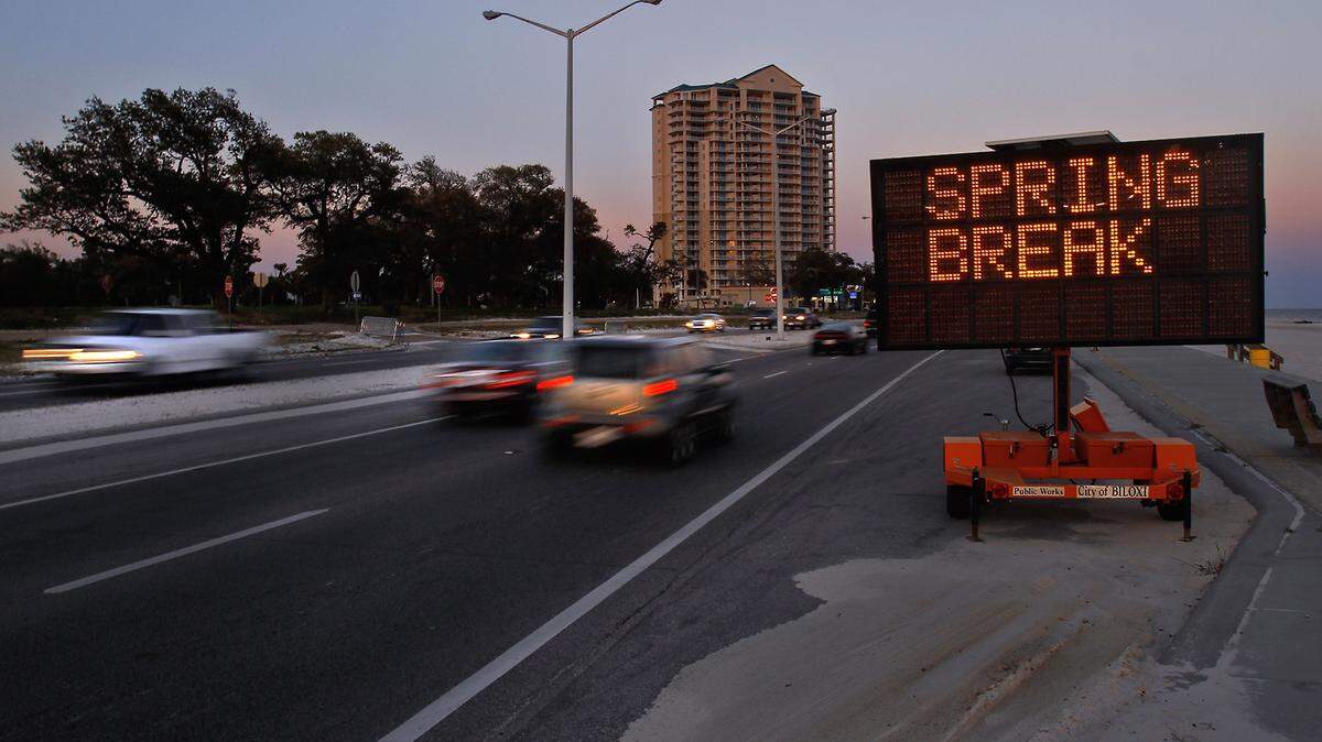 AMANDA McCOY/SUN HERALDA sign notifies drivers to expect heavy traffic on U.S. 90 this weekend due to Biloxi Black Beach Weekend in Biloxi.