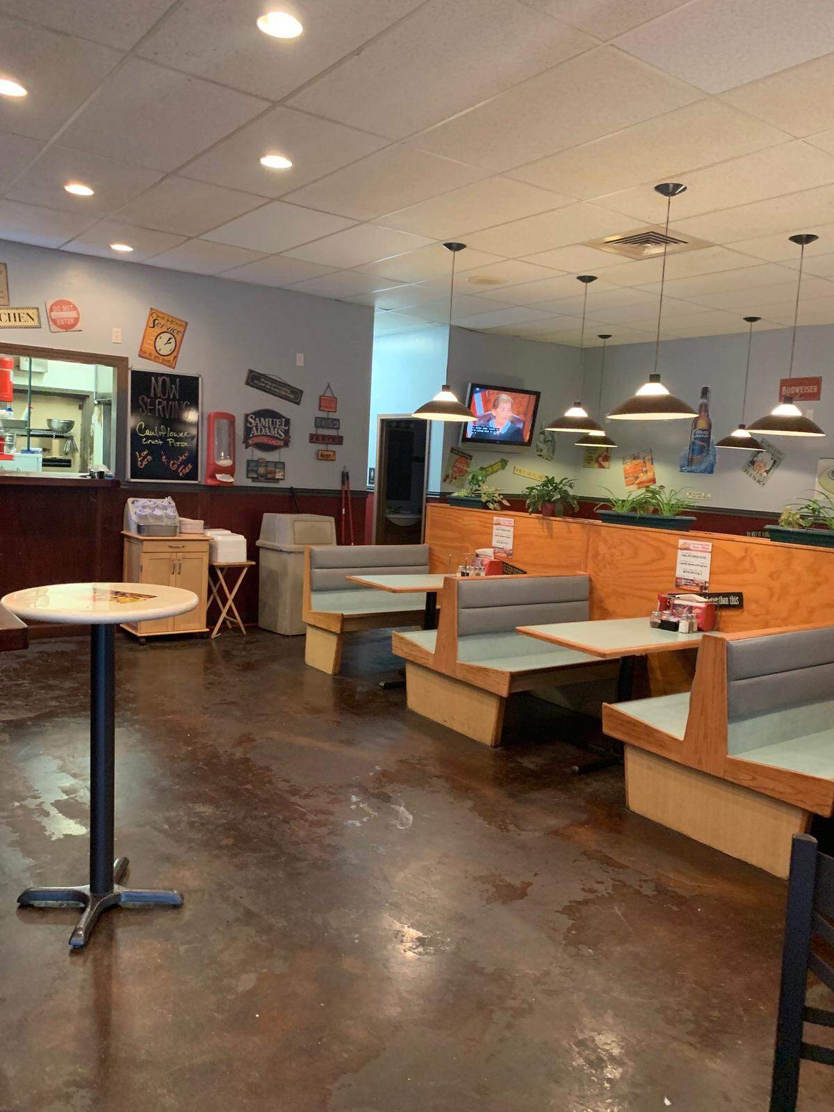 Uncle Joe’s Pizza & Wings in Pass Christian. The restaurant is opening a second location in the Depot District in Bay St. Louis.