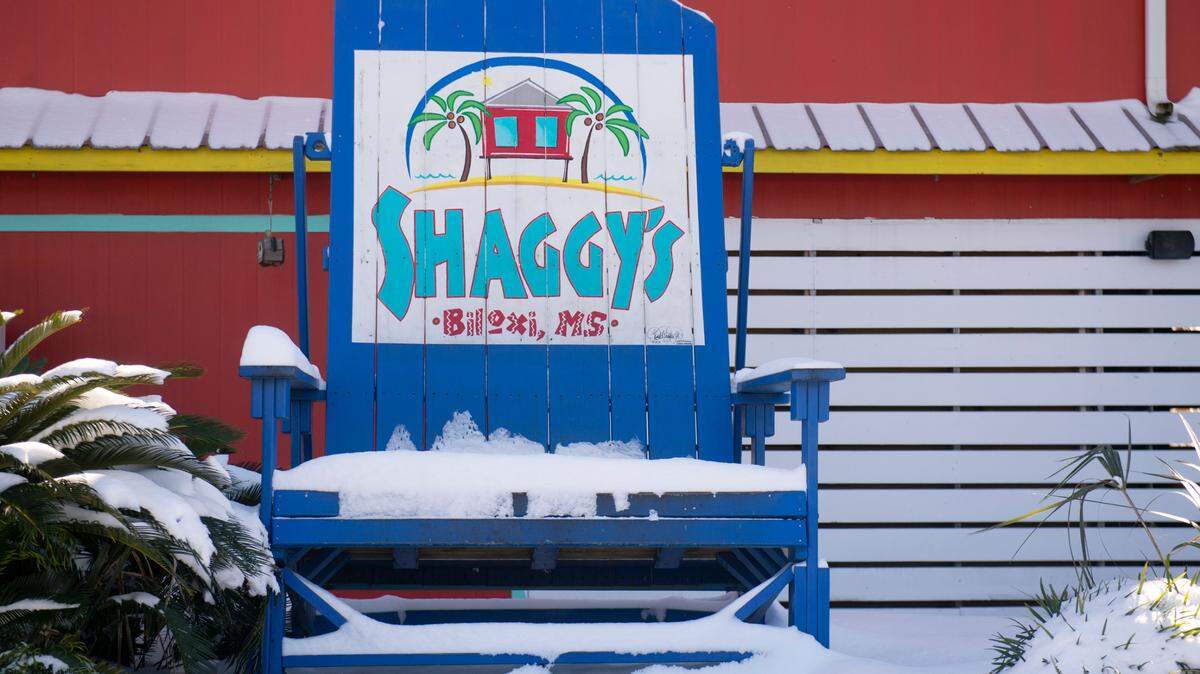 The giant beach chair at Shaggy’s in Biloxi had an unusual visitor Wednesday, Jan. 22, 2025: snow.