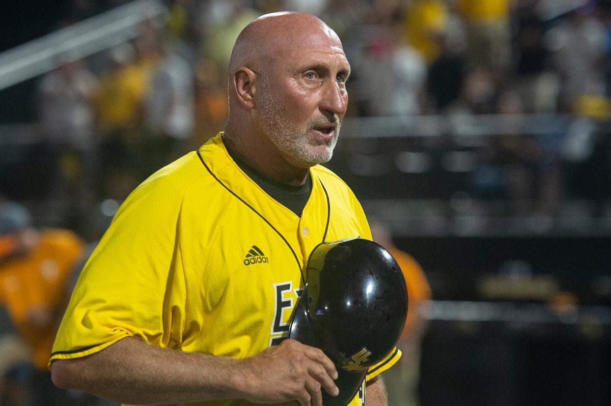 Southern Miss Head Coach Scott Berry tips his hat to the crowd after Southern Miss lost to Tennessee in the NCAA Super Regional at Pete Taylor Park in Hattiesburg on Monday, June 12, 2023. Berry is retiring after the season.