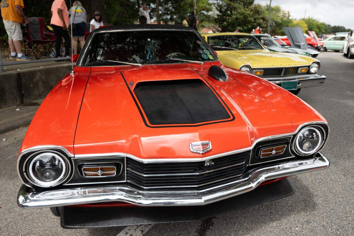 Cars are parked along Main Street during Cruisin’ The River City in Moss Point on Tuesday, Oct. 7, 2025.