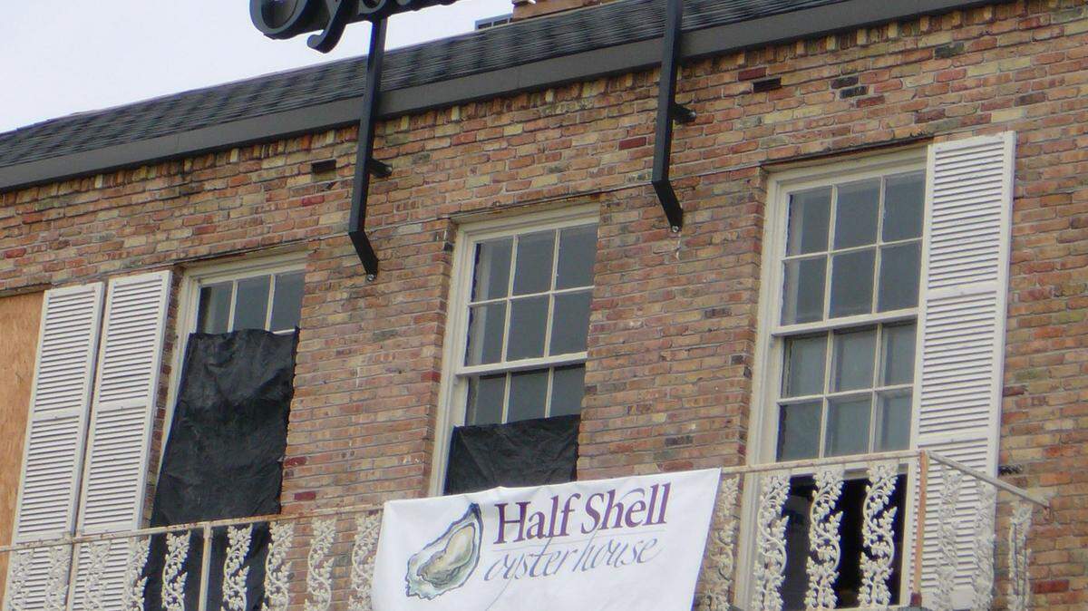 STAFF PHOTO 
 The Gulf Coast Restaurant Group, owner of eight Half Shell Oyster Houses, including this one in downtown Biloxi, filed the winning submission for a restaurant in Gulfport's harbor. Lease terms are being negotiated for an elevated building at the harbor's south end.