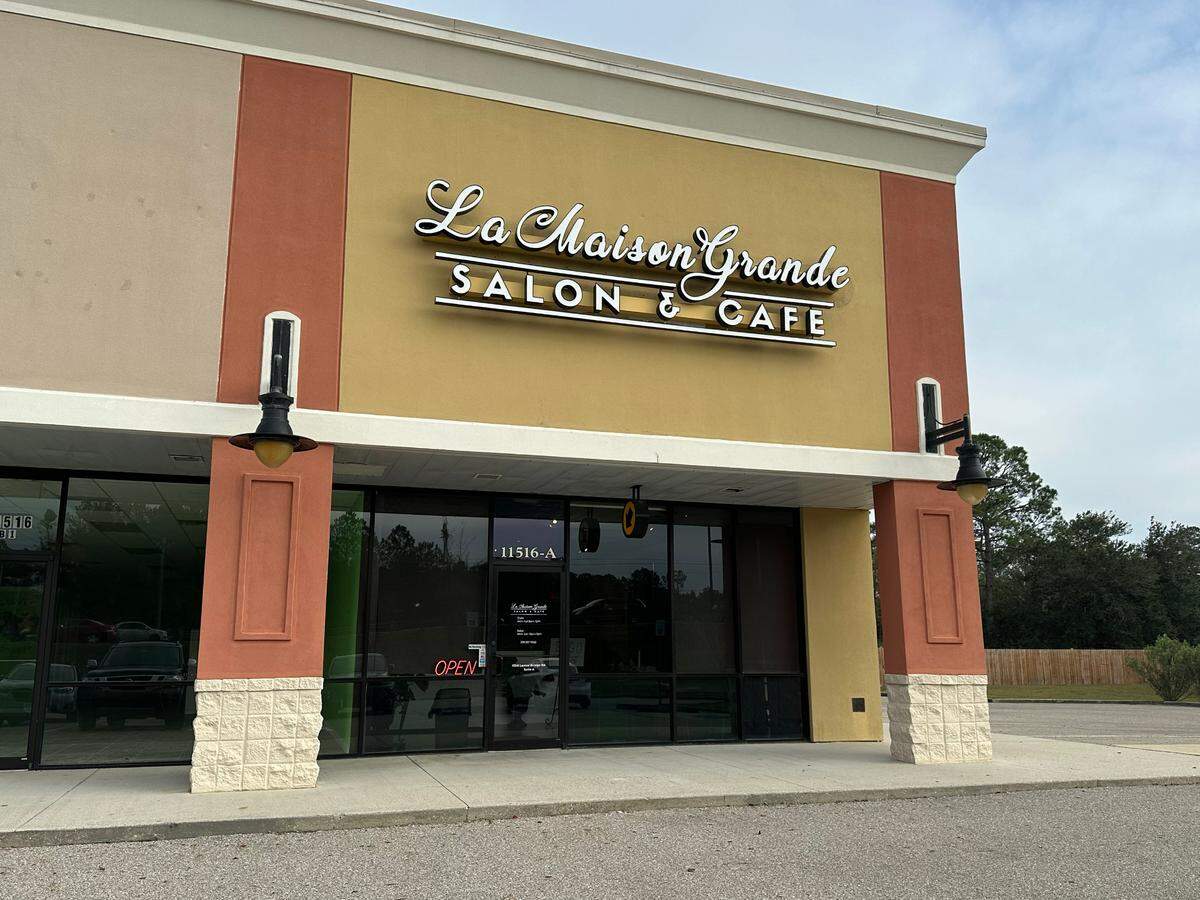 La Maison Grande Salon and Cafe in D’Iberville on Thursday, Nov. 16, 2023