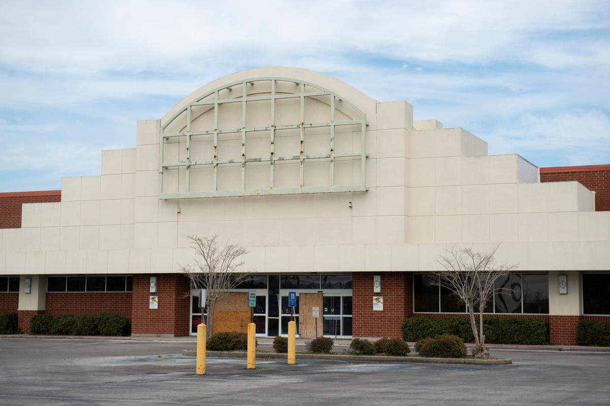 The former Winn-Dixie grocery store shopping center in Biloxi has a new owner and is one of the opportunities for development on Pass Road in Biloxi and Gulfport.