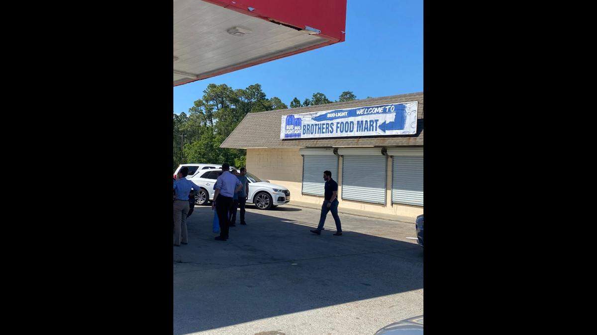Jeremy Reynolds had killed three people at a Biloxi motel before he shot and killed another man in a carjacking in Gulfport and later died after he barricaded himself in an office at Brothers Mart on Canal Road at 28th Street in Gulfport. Reynolds died of smoke inhalation after he set fire to mattress inside the office he had locked himself in.