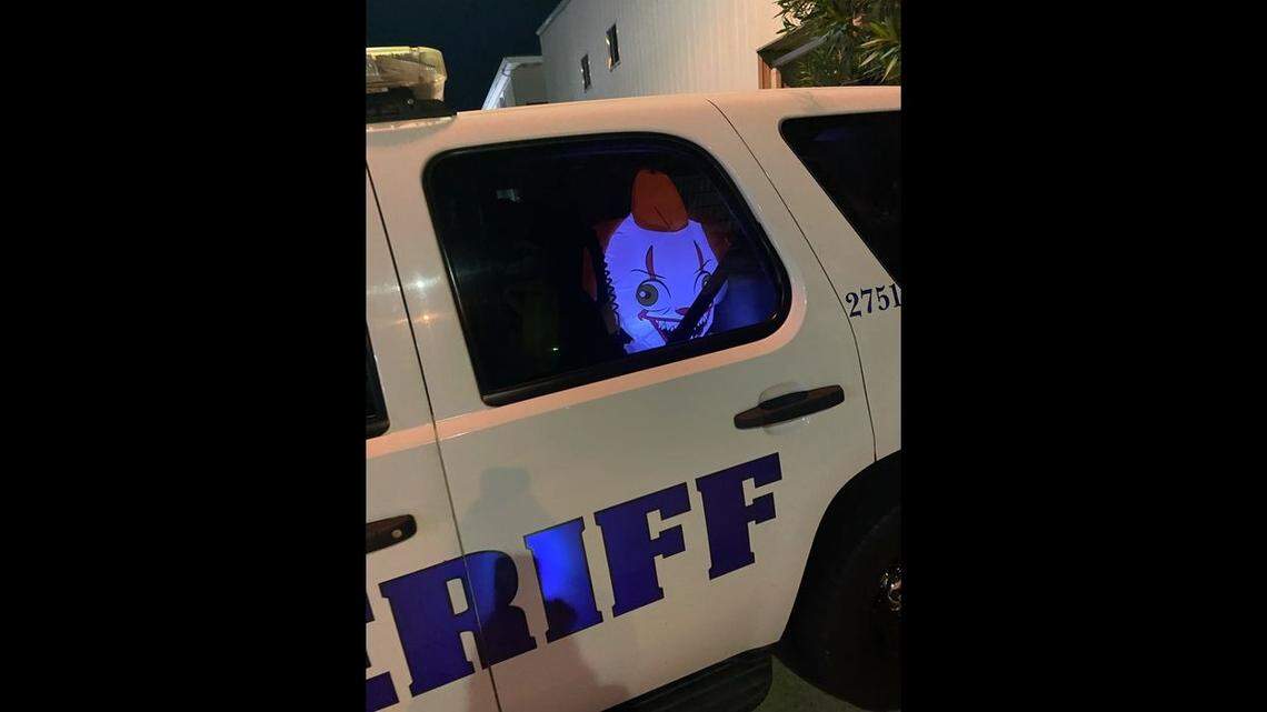 Louisiana Sheriff’s Deputy David Arriaza is getting a lot of odd looks on the streets after putting this vicious-looking clown in the back of his patrol car.