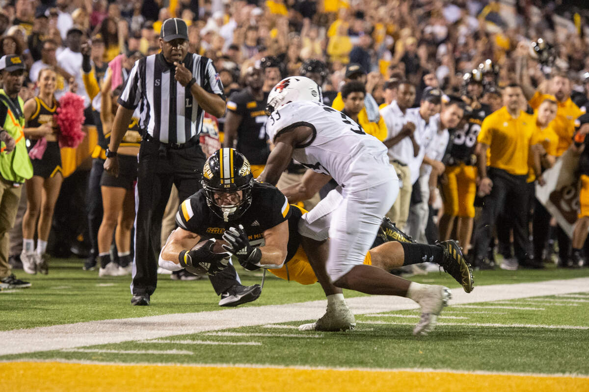 Southern Miss Golden Eagles tight end Cole Cavallo (33) catches a pass during a game against Arkansas State at M.M. Roberts Stadium in Hattiesburg on Saturday, Oct. 15, 2022.