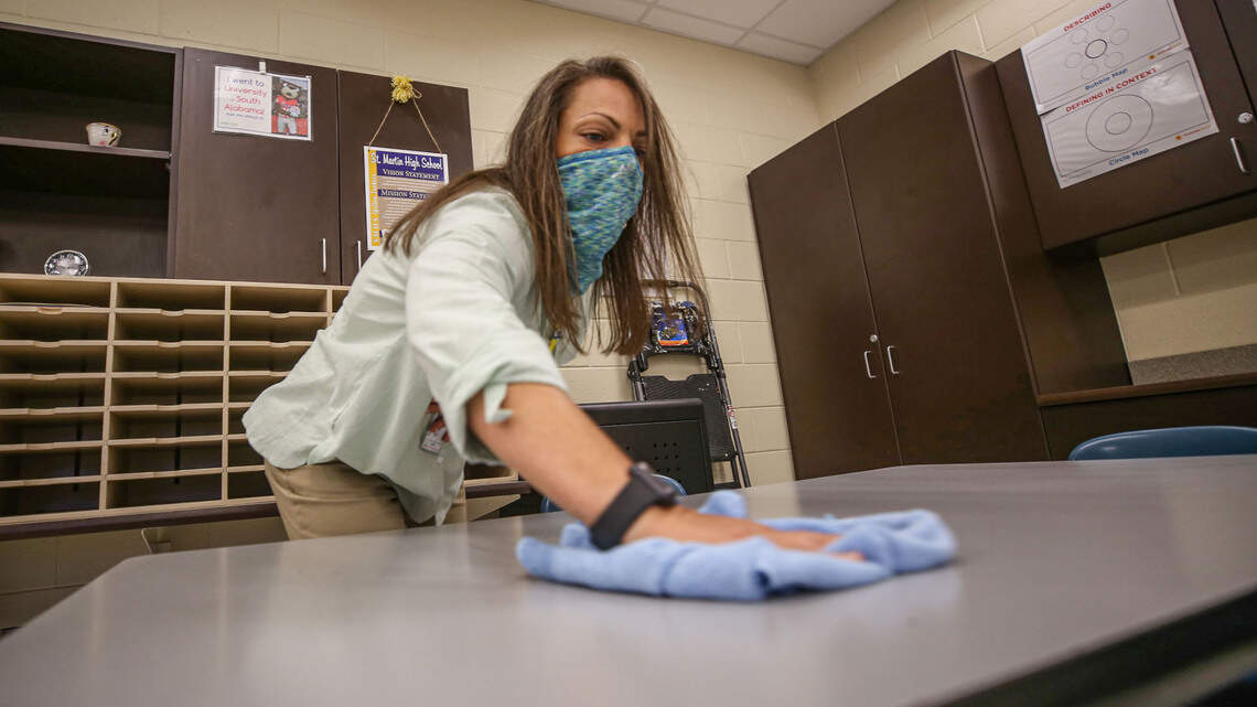 More than 600 Coast students test positive for COVID, up 80% in 3 weeks. Here’s the data.