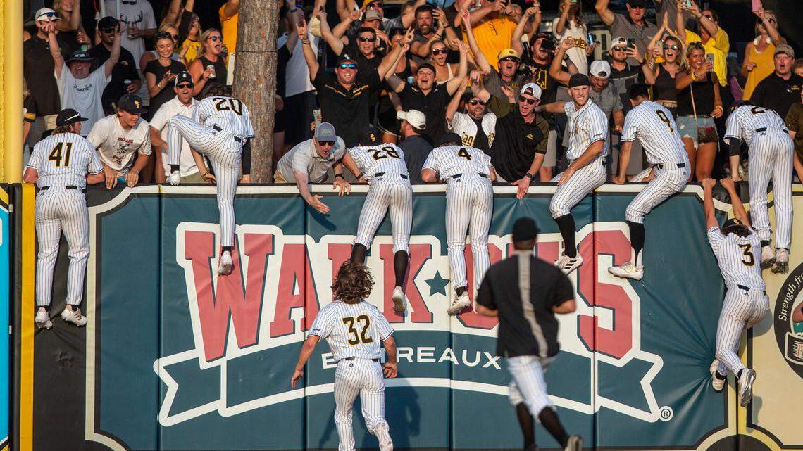 Southern Miss baseball edges LSU in Hattiesburg, advances to NCAA Super Regional