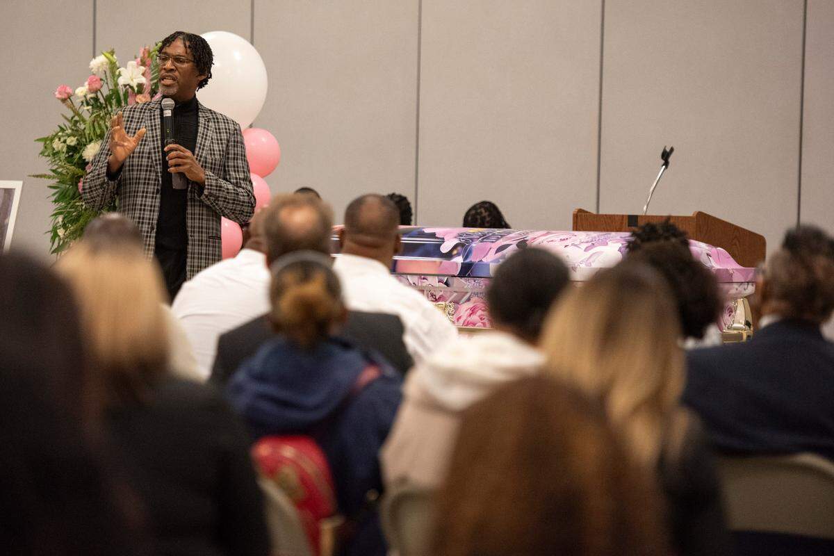 Minister Eric A. Funches gives the eulogy during Ni’Kyra Dedeaux’s funeral at Lyman Community Center in Gulfport on Friday, Jan. 10, 2025. Dedeaux was killed in an alleged terrorist attack on Bourbon Street in New Orleans on Jan. 1.