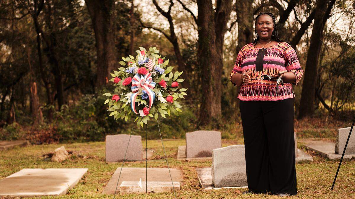 Anne McMillion speaks to open a memorial service for Herman Paul Magee, a Pascagoula teenager who died in the Vietnam War in 1968, on Friday, Nov. 27, 2020, which would have been Magee’s 71st birthday.
