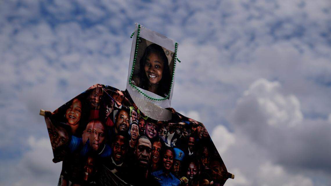 Brianna Grier’s family filed a wrongful death suit after her fatal fall from a moving patrol car during her 2020 arrest in Hancock County, GA. (AP Photo/Brynn Anderson, File)