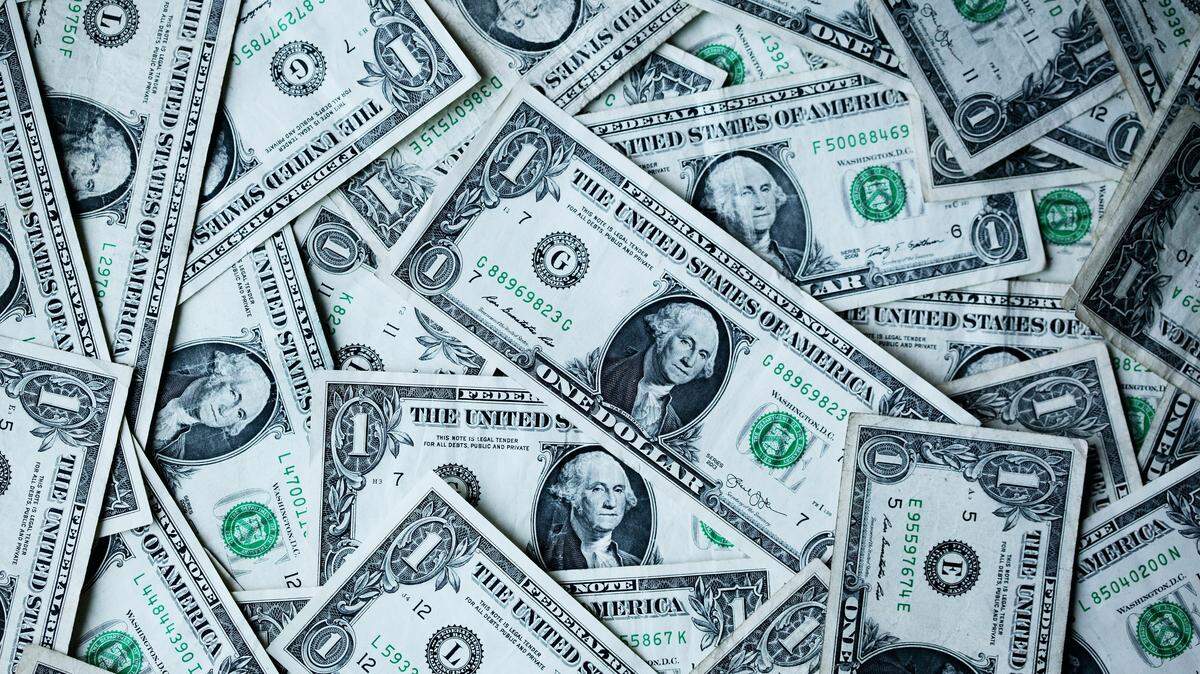 Nearlly 20 states will raise their minimum wage in 2026, an analysis found.
