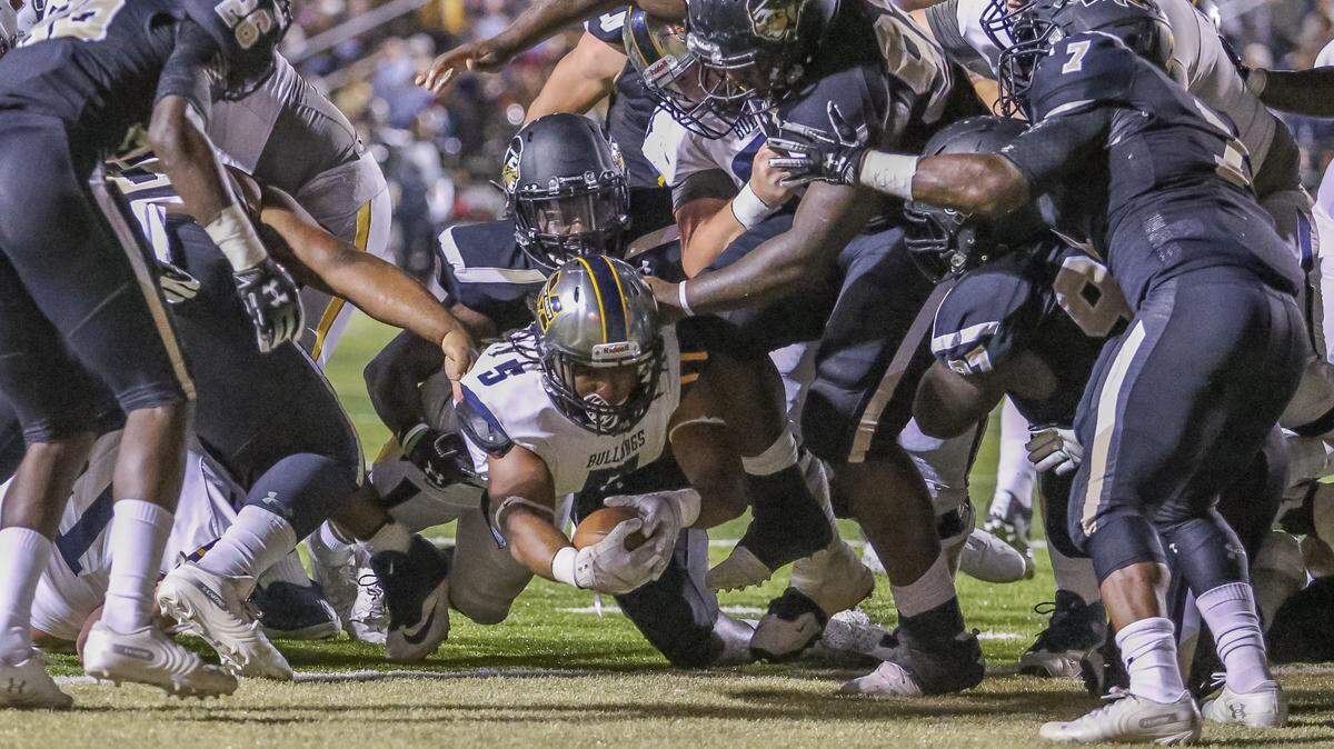 Mississippi Gulf Coast running back Austin Bolton plunges in from 2 yards against East Mississippi on Thursday, Oct. 10, 2019, in Decatur.