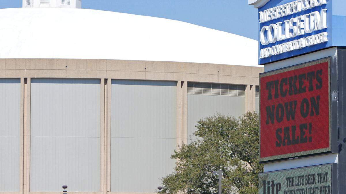 JOHN FITZHUGH/SUN HERALD 
Gunshots were reported at Biloxi High's graduation ceremony at the Mississippi Coast Coliseum on Tuesday, May 24, 2016.