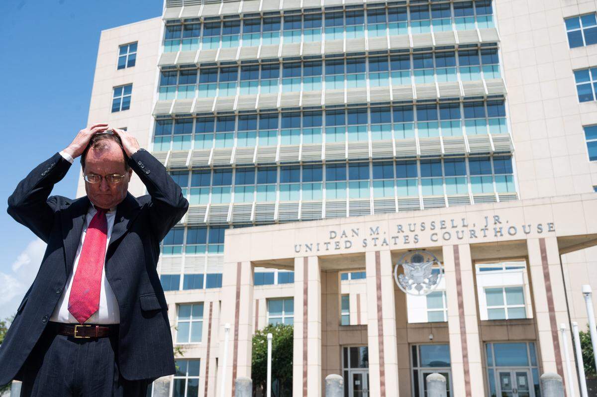 Bill Walker leaves an initial appearance on Sept. 1, 2020, in U.S. District Court, where federal authorities are asking that his supervised release be revoked in a conspiracy case because he has failed to keep up with court-ordered restitution payments. Walker conspired to defraud the government while he served as director of the Mississippi Department of Marine Resources.