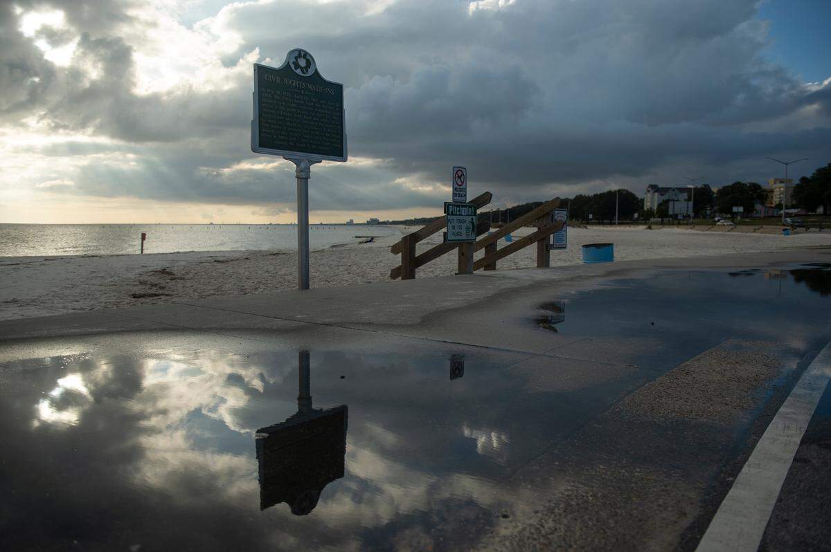 A historical marker describing the Biloxi Wade-Ins at Biloxi Beach on Thursday, Nov. 7, 2024. A new memorial depicting the names of the participants will be build at the site.