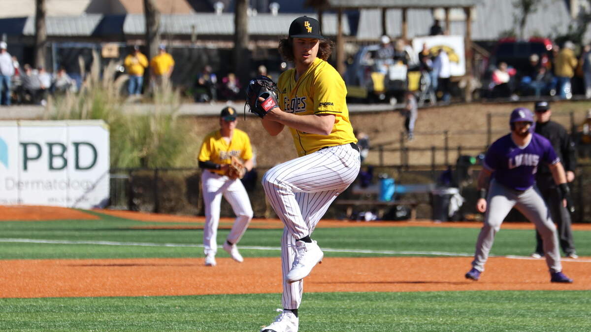 Southern Miss starting pitcher Hunter Riggins throws in his first career start for the Golden Eagles.