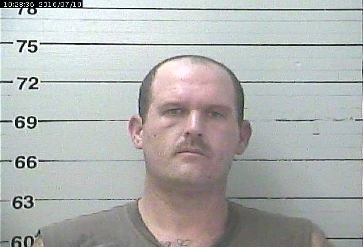 "He put a rope around her neck until she passed away," said Justin Winters in his testimony during the trial of Joshua Peterman.
