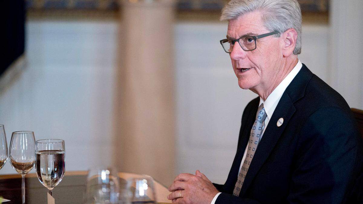 Mississippi Gov. Phil Bryant says the impeachment of Donald Trump is a day ‘that will be remembered in infamy.’