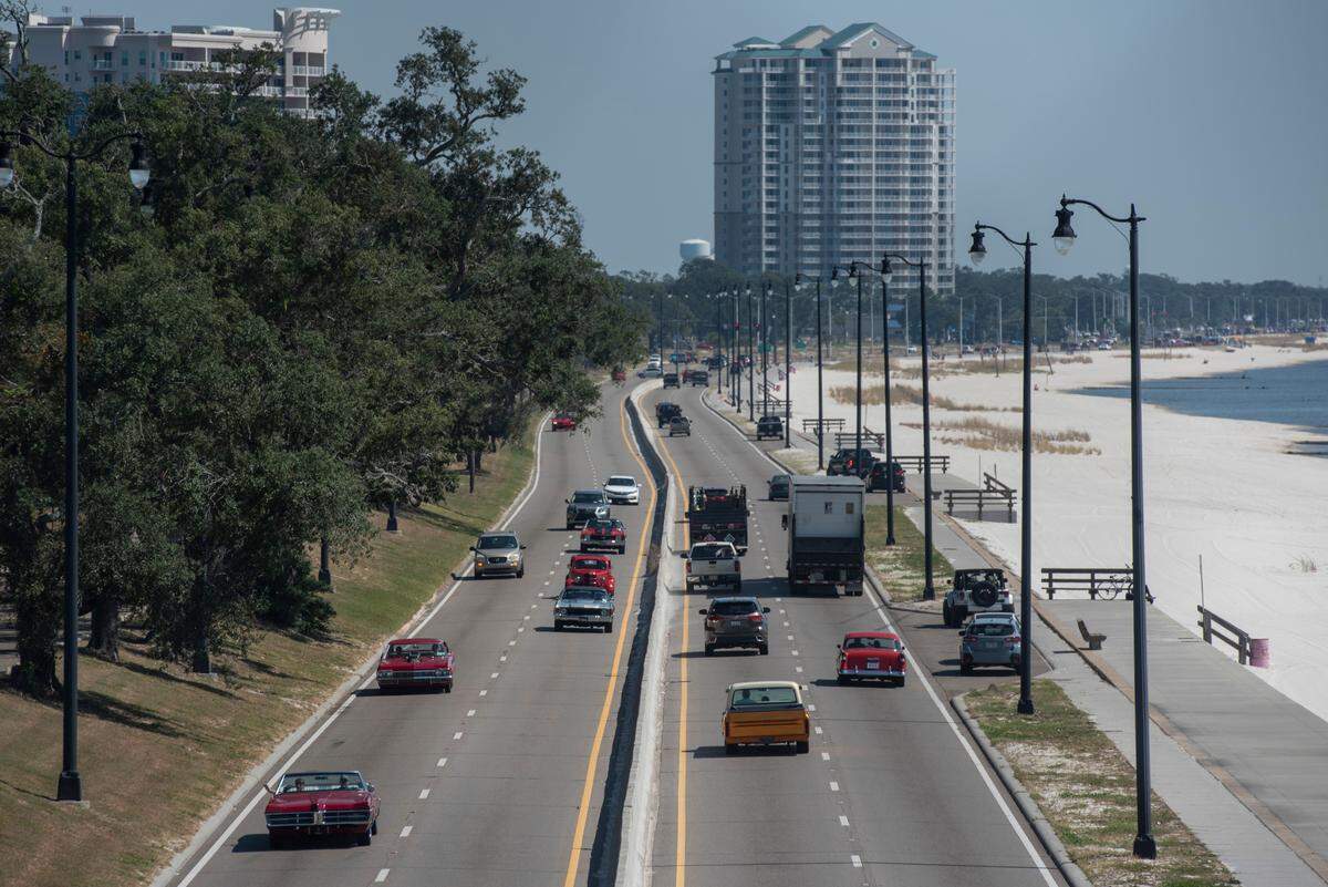 The combination of warm weather, the beach and thousands of antique and classic cars makes Beach Boulevard a popular place during Cruisin’ the Coast.
