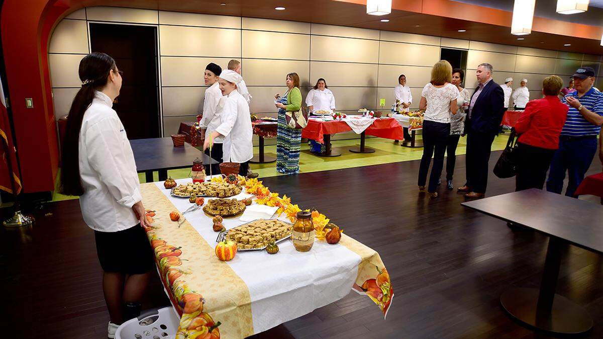 COURTESY MGCCCHoliday Hobnob & Cookie Competition 2014