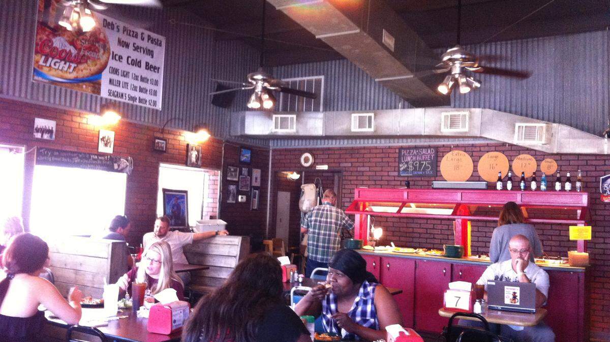 TAMMY SMITH/SUN HERALDDeb's Pizza & Pasta in Poplarville has a pizza and salad buffet as well as several menu offerings.
