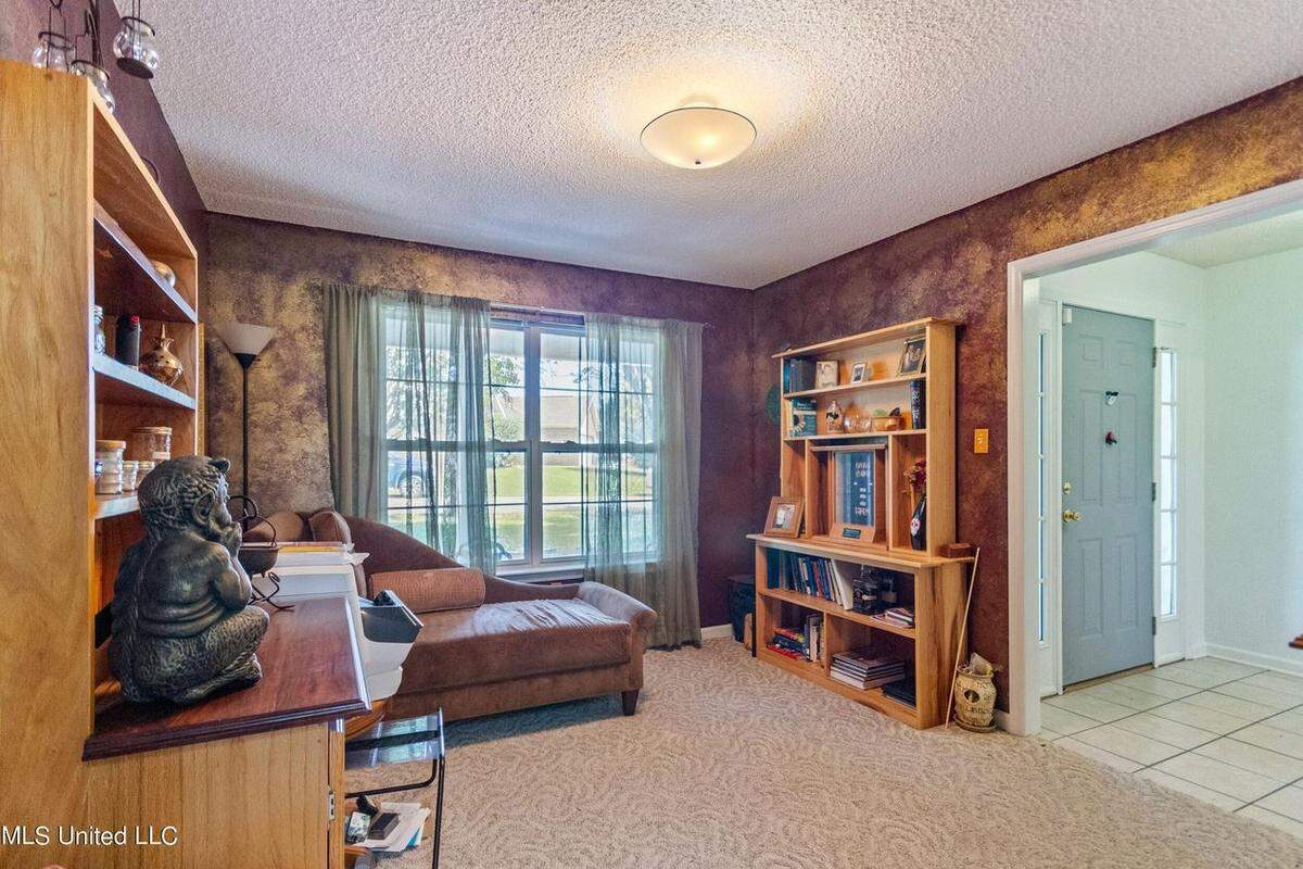11193 Karli Lane, Biloxi, MS 39532