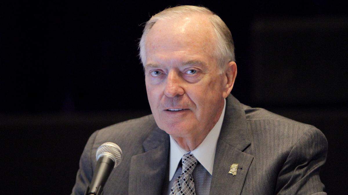 TIM ISBELL/SUN HERALD Chairman Al Hopkins starts the Mississippi Gaming Commission meeting at the Scarlet Pearl, Thursday, Jan. 20, 2016.